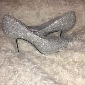 Silver Slipper Heels. Size 10.